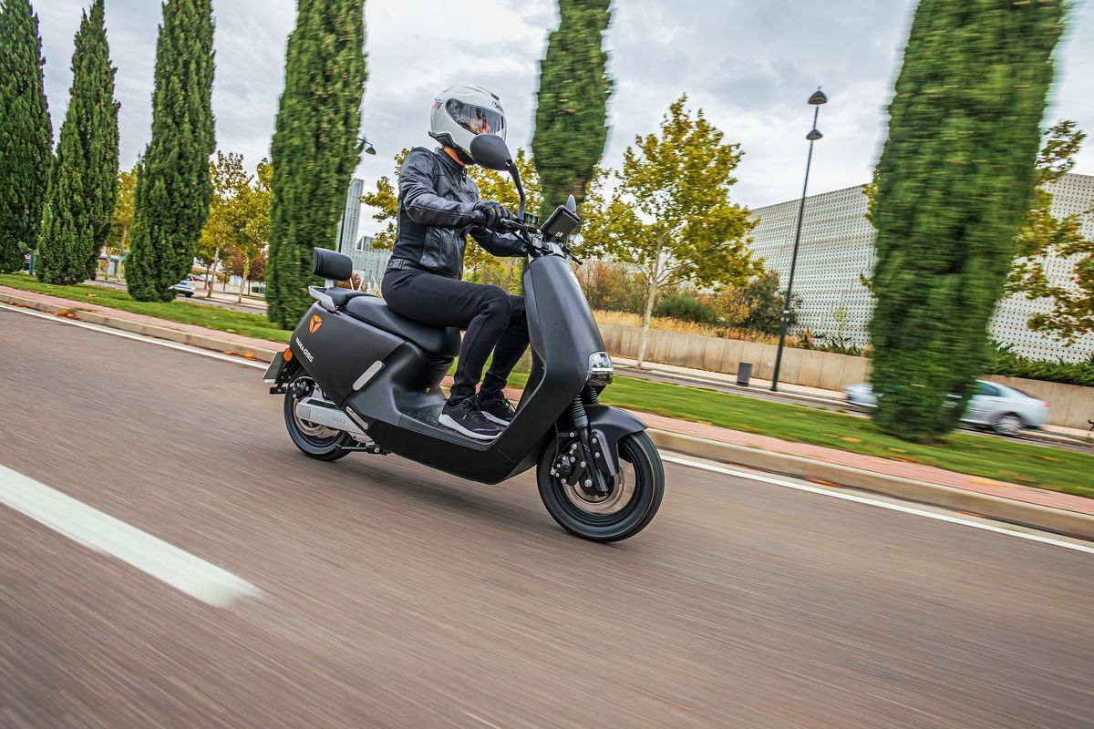 moto en carretera 